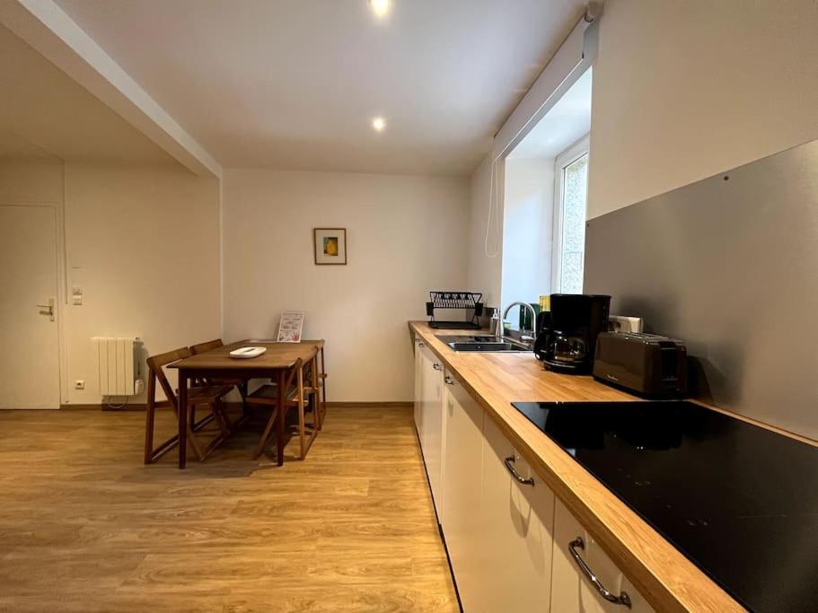 Elegant T2 Entierement Renove Apartment Concarneau Luaran gambar